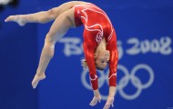 球员采访-篮球之神驾临绿茵场！东契奇爆冷横扫曼联，4-0碾压引爆全场